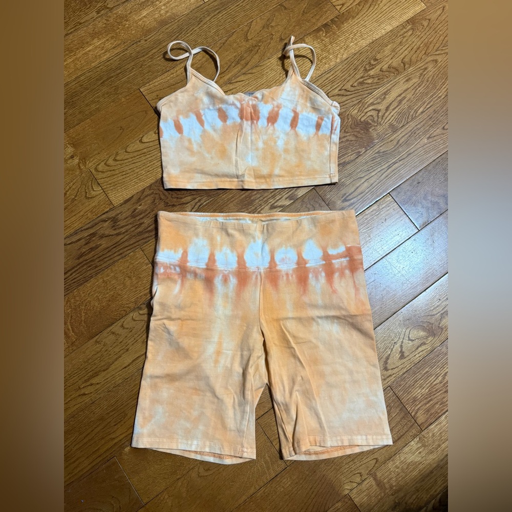 TNA Peach and Cream Tie-Dye Apparel